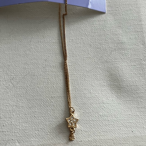 3 Claire’s necklaces - Picture 3 of 4